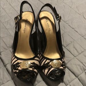 Anne Klein Black and Gold Slingback Heels